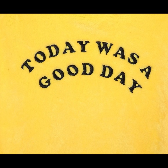 NEW Cocus Pocus Today Was A Good Day Embroidery BLANKET THROW - Picture 5 of 5